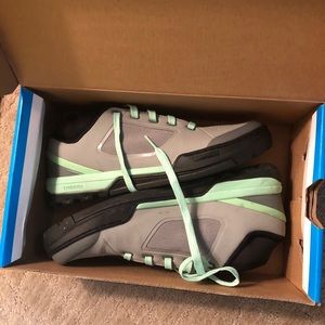 Shimano clipless cycling shoes. Fits size 9